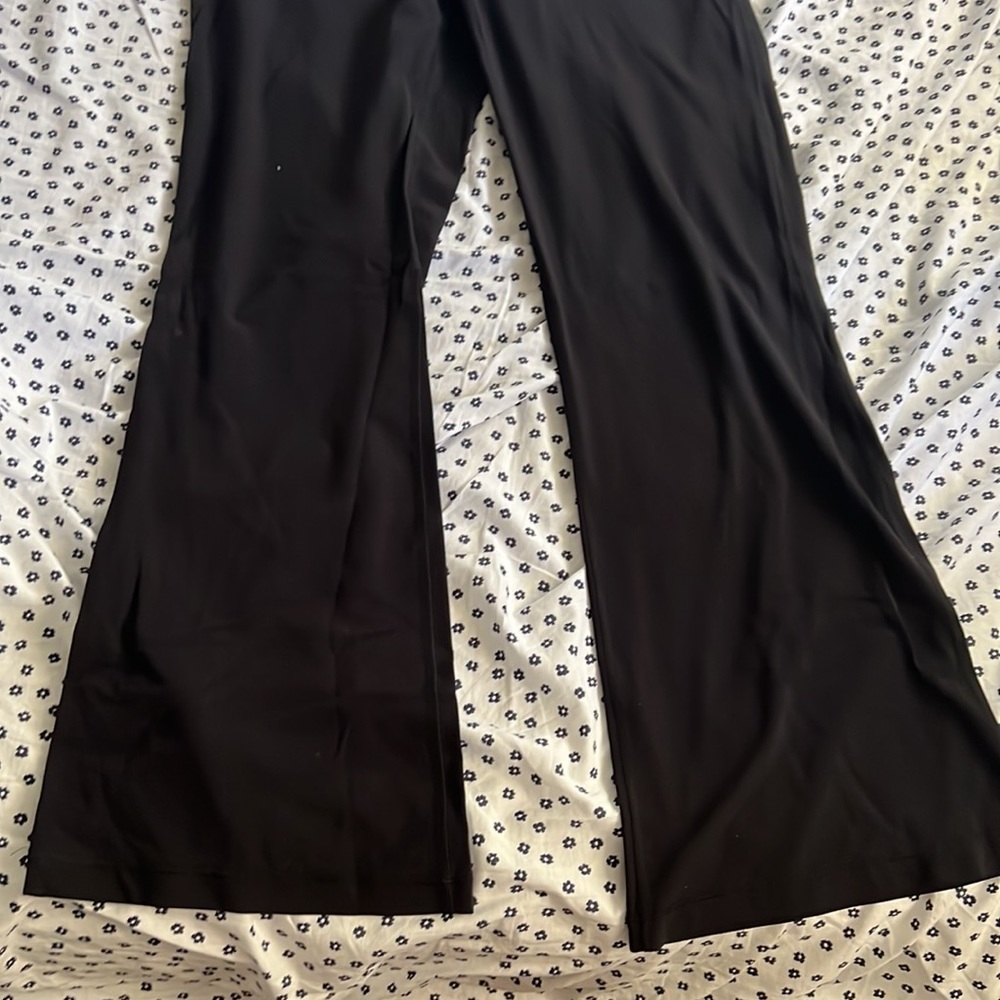 COPY - Lululemon groove pants